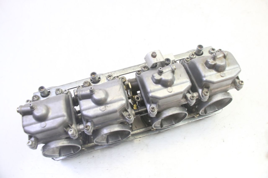 photo de VERGASER KAWASAKI GPZ RX 1000 (1986 - 1988) - Details der Befestigungspunkte