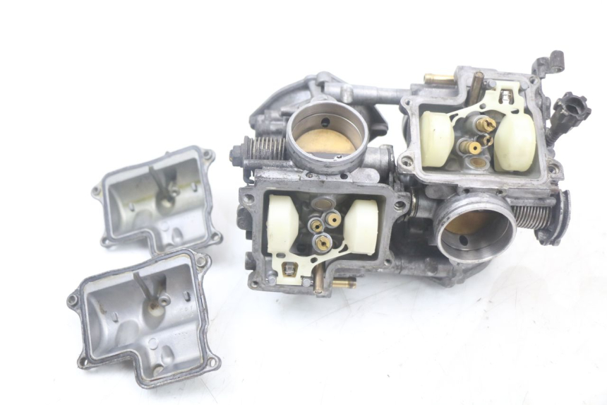 photo de VERGASER HONDA NTV DEAUVILLE 650 (1998 - 2001)