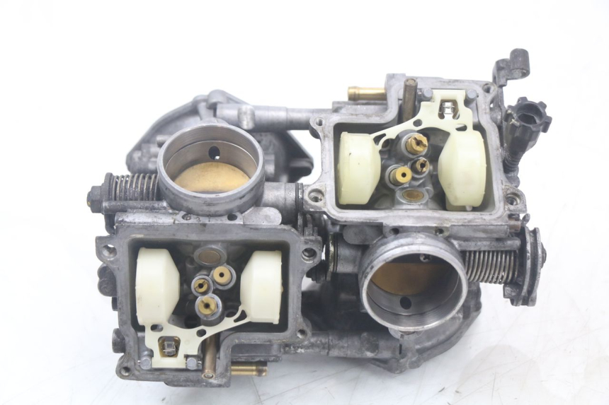 photo de VERGASER HONDA NTV DEAUVILLE 650 (1998 - 2001)