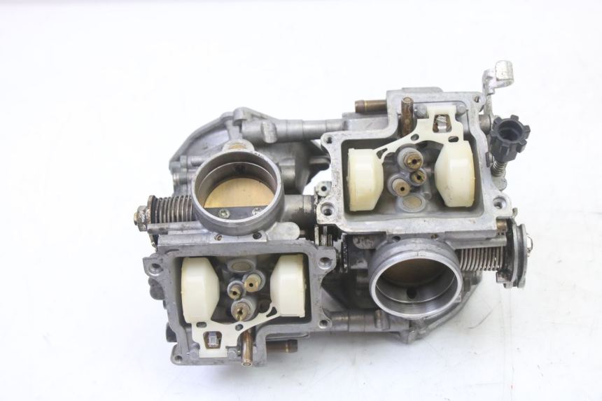 photo de VERGASER HONDA NTV DEAUVILLE 650 (2001 - 2006)