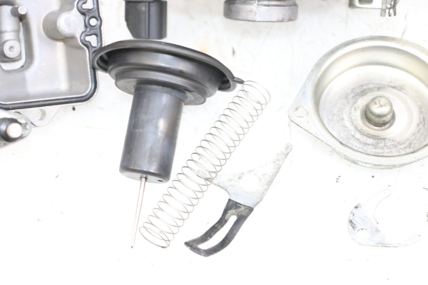 photo de VERGASER JM MOTORS OLDIES GT 4T 50 (2018 - 2025) - Zoom auf Komponenten