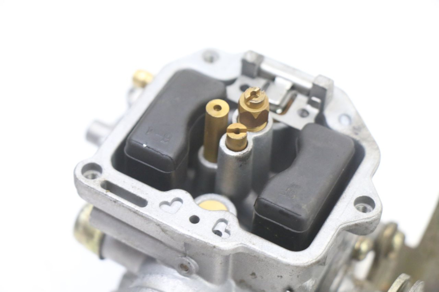 photo de VERGASER PEUGEOT KISBEE 4T 50 (2010 - 2017)
