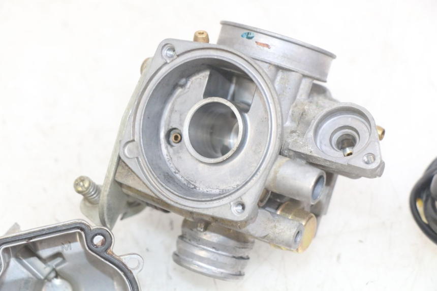 photo de VERGASER HONDA SCV LEAD 100 (2003 - 2007)