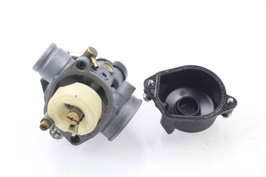 photo de VERGASER MBK STUNT NAKED 50 (2004 - 2018)