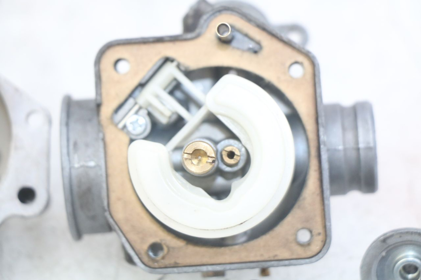 photo de VERGASER PEUGEOT VIVACITY NEW 2T 50 (2008 - 2017) - Weitere Ansicht des Artikels