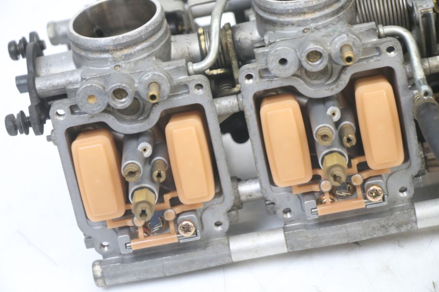 photo de VERGASER YAMAHA FZS FAZER 600 (2001 - 2003)