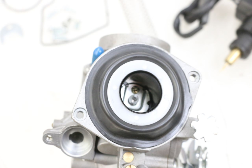 photo de VERGASER YAMAHA YP MAJESTY 125 (2002 - 2006) - Kennzeichnungen und Originalreferenzen