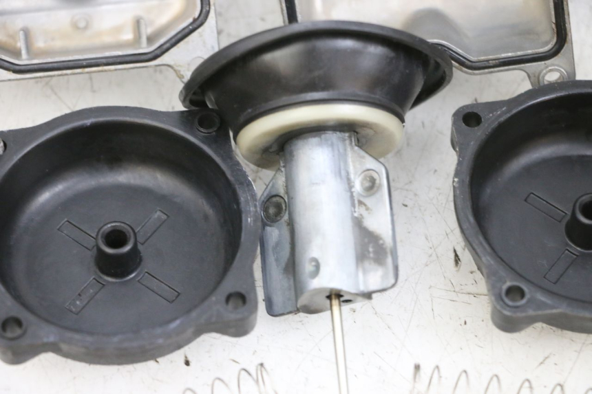 photo de VERGASER KAWASAKI ZR 7 750 (1999 - 2001) - Geprüftes Gebrauchtteil