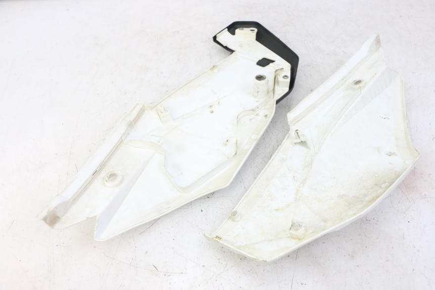 photo de HECKVERKLEIDUNG HONDA CRF-F CRF F 110 (2019 - 2022)
