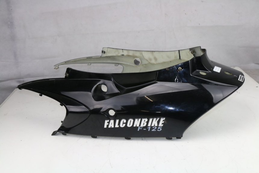 photo de HECKVERKLEIDUNG FALCONBIKE F-125 125 (2007 - 2012)