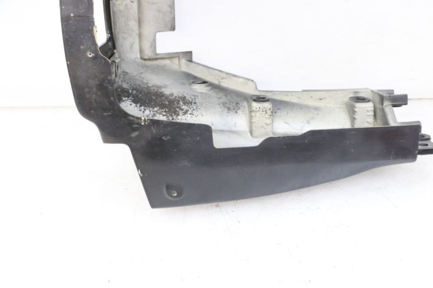 photo de HECKVERKLEIDUNG KAWASAKI GPZ RX 1000 (1986 - 1988) - Details der Befestigungspunkte