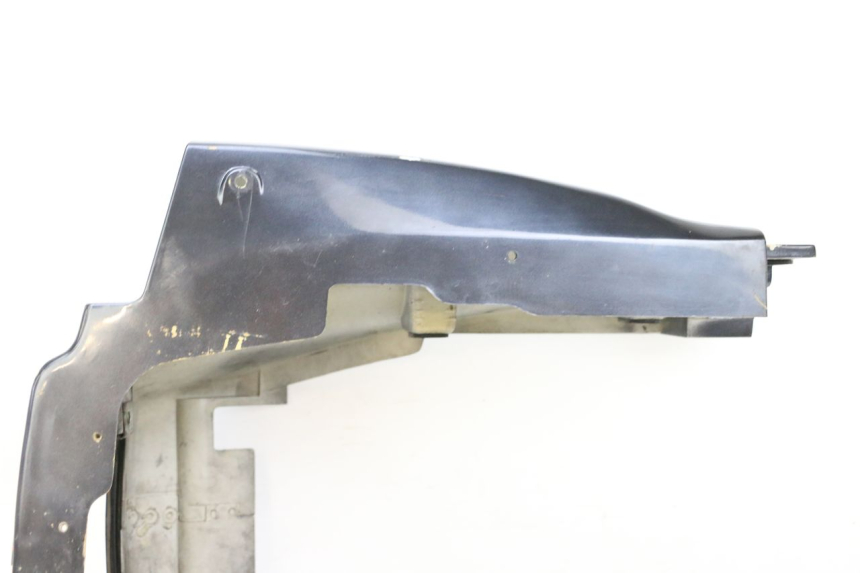 photo de HECKVERKLEIDUNG KAWASAKI GPZ RX 1000 (1986 - 1988) - Oberflächenzustand und Material