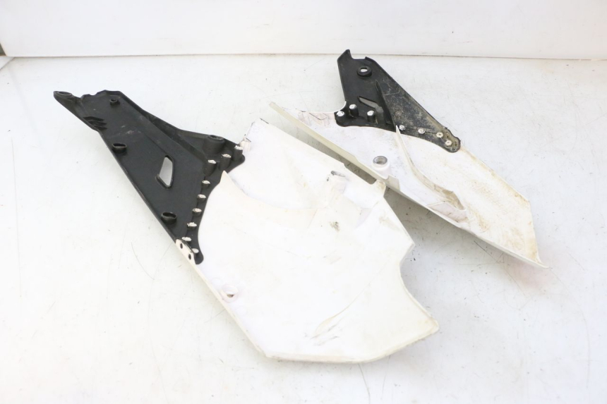 photo de HECKVERKLEIDUNG YAMAHA YZF YZ-F 450 (2014 - 2016)
