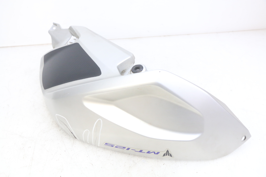 photo de LINKSVERKLEIDUNG TANK YAMAHA MT ABS 125 (2014 - 2018)