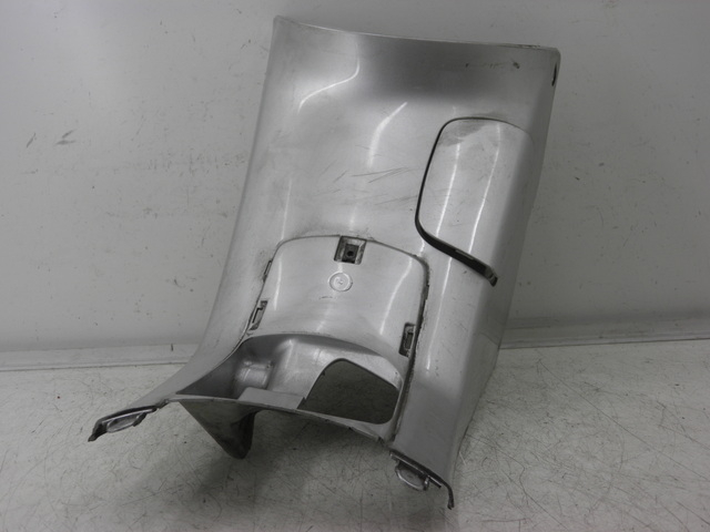 photo de TANK VERKLEIDUNG HONDA FES PANTHEON 125 (2003 - 2007)