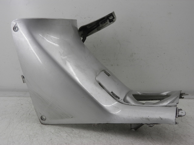 photo de TANK VERKLEIDUNG HONDA FES PANTHEON 125 (2003 - 2007)