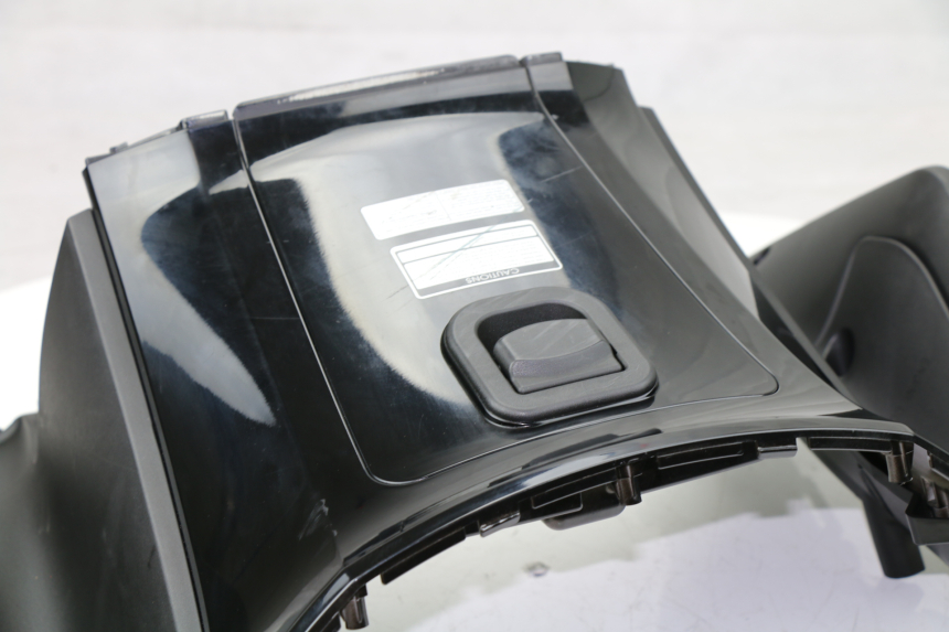 photo de TANK VERKLEIDUNG KYMCO K-XCT 125 (2013 - 2017)