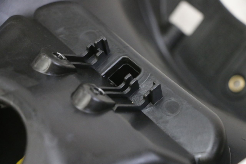 photo de TANK VERKLEIDUNG PIAGGIO MP3 LT 300 (2010 - 2016)