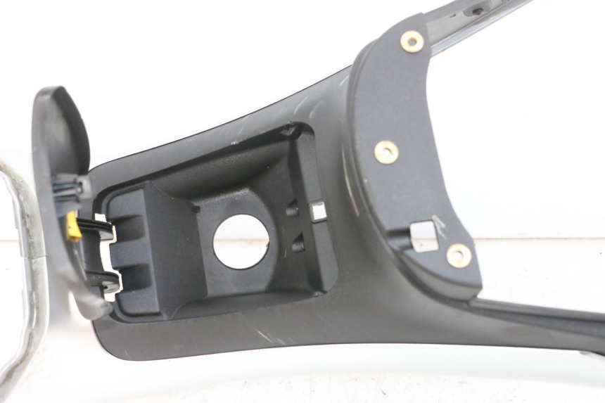photo de TANK VERKLEIDUNG PIAGGIO MP3 LT 300 (2010 - 2016)