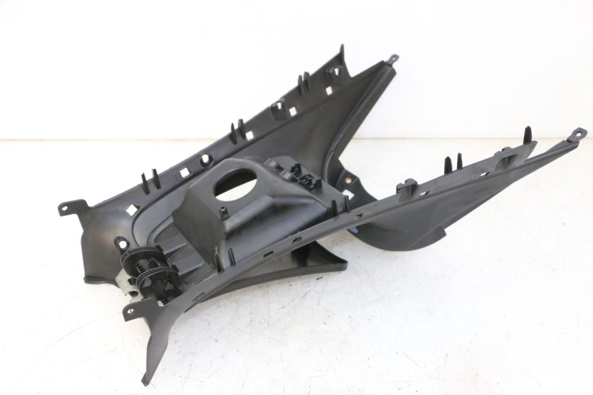 photo de TANK VERKLEIDUNG PIAGGIO MP3 125 (2006 - 2014)