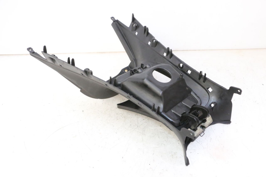 photo de TANK VERKLEIDUNG PIAGGIO MP3 125 (2006 - 2014)