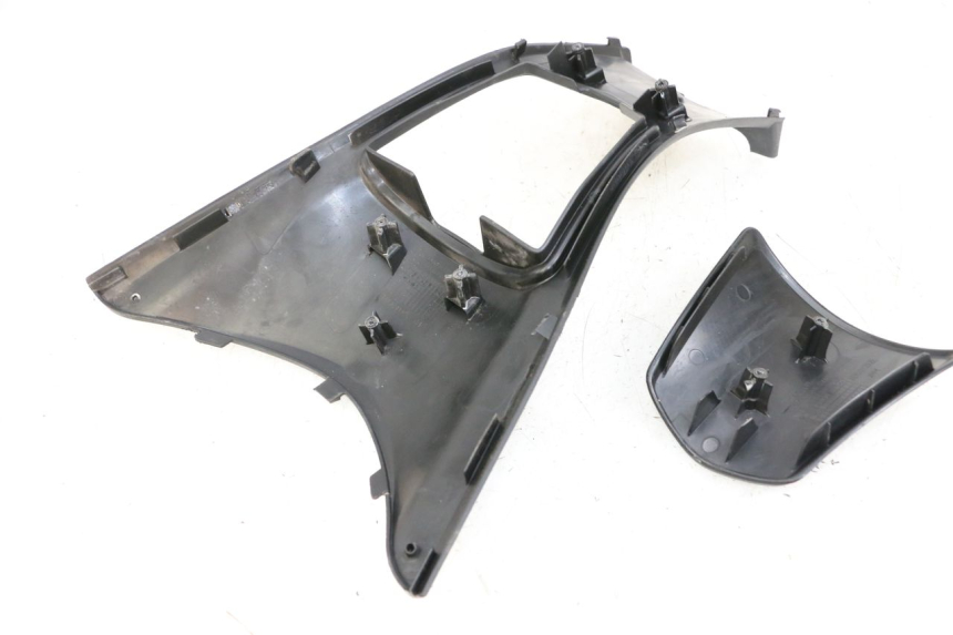 photo de TANKVERKLEIDUNG HONDA PCX (JF47) 125 (2012 - 2013)