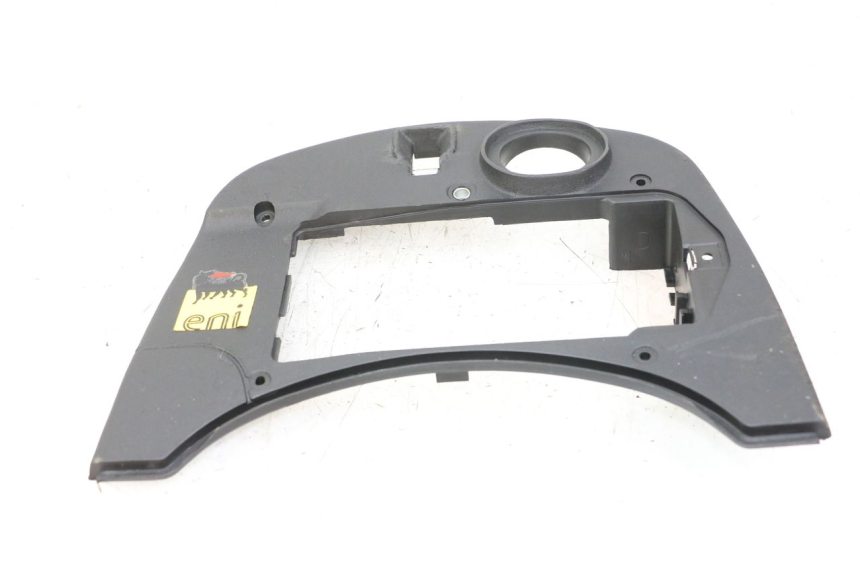 photo de TANK VERKLEIDUNG PIAGGIO VESPA LX IE 125 (2010 - 2012)