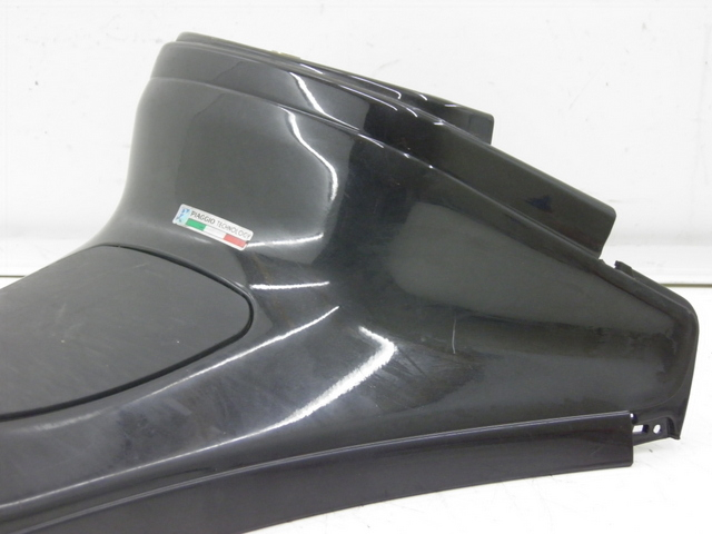 photo de TANK VERKLEIDUNG PIAGGIO XEVO - X EVO 125 (2010 - 2015)
