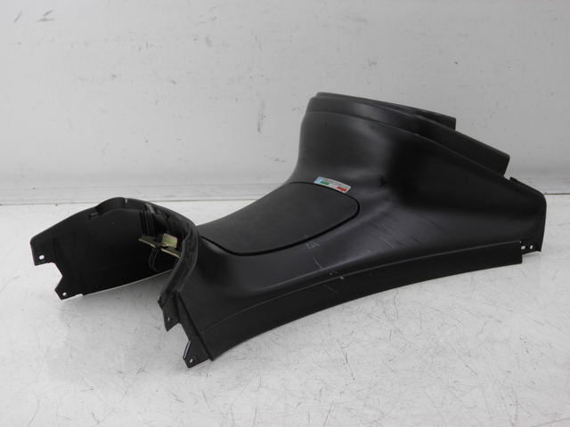 photo de TANK VERKLEIDUNG PIAGGIO XEVO - X EVO 125 (2010 - 2015)