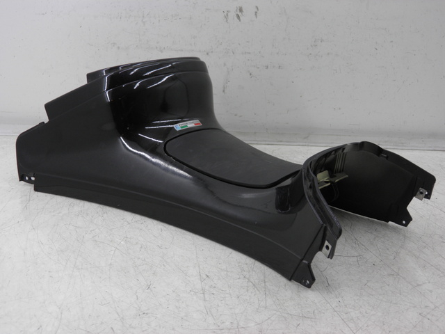 photo de TANK VERKLEIDUNG PIAGGIO XEVO - X EVO 125 (2010 - 2015)