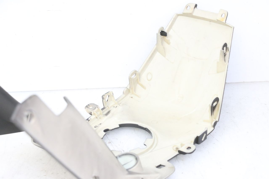 photo de TANK VERKLEIDUNG MAG POWER R-STREET 50 (2016 - 2025)