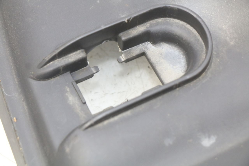 photo de TANKVERKLEIDUNG SUZUKI SIXTEEN 125 (2008 - 2010)