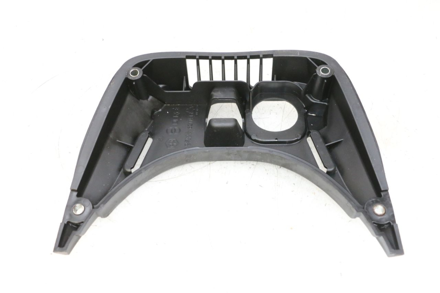 photo de TANKVERKLEIDUNG PIAGGIO VESPA GTS SUPER IE 125 (2009 - 2016) - Zoom auf Gebrauchszustand