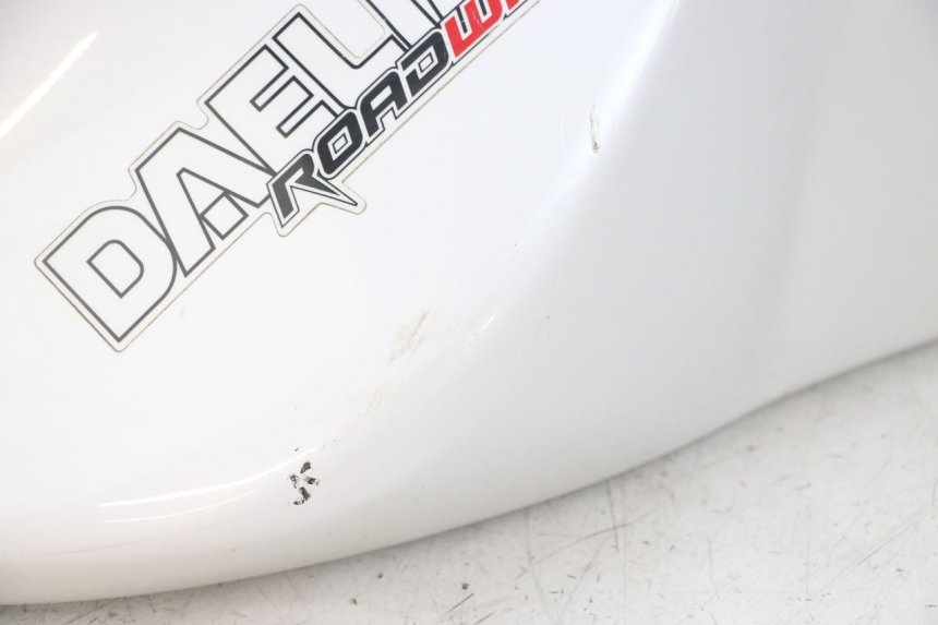 photo de TANKVERKLEIDUNG DAELIM VJ ROADWIN FI 125 (2008 - 2017) - Geprüftes Gebrauchtteil