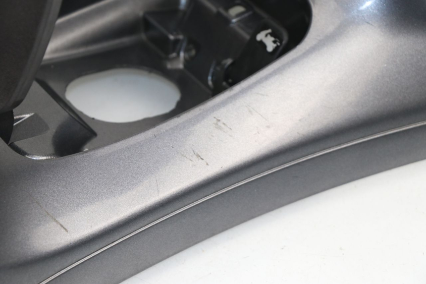 photo de TANK VERKLEIDUNG PIAGGIO X8 400 (2006 - 2007)