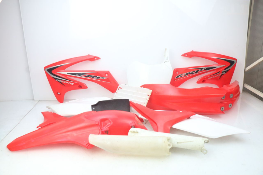 photo de VOLLVERKLEIDUNG KAROSSERIE HONDA CRF 250 (2013 - 2016)