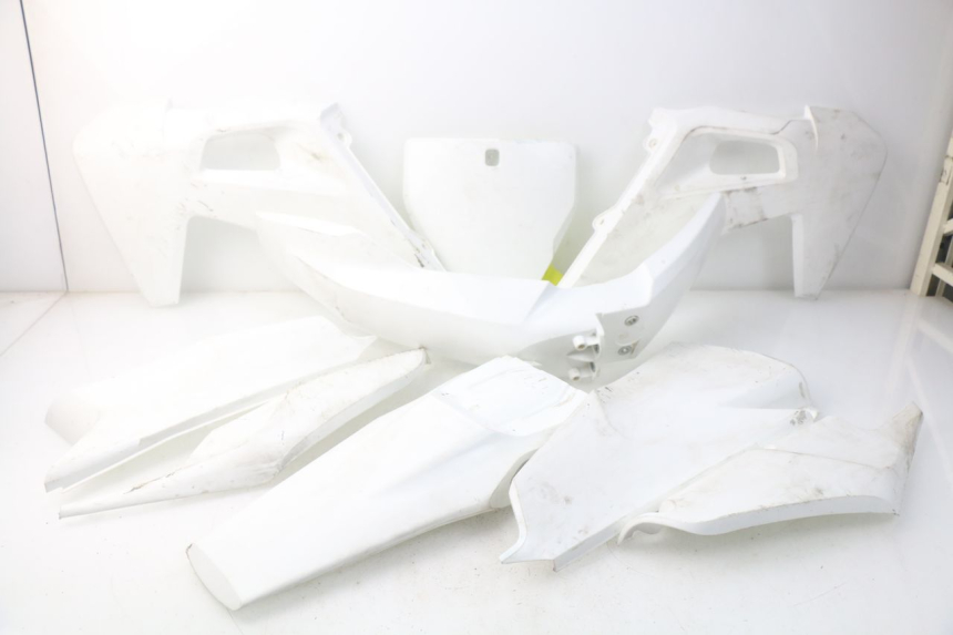 photo de KOMPLETTE VERKLEIDUNG HUSQVARNA FC 350 (2019 - 2022)