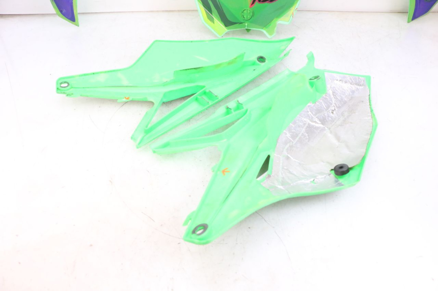 photo de KOMPLETTE VERKLEIDUNG KAWASAKI KXF KX-F 250 (2017 - 2019) - Alternative Perspektive