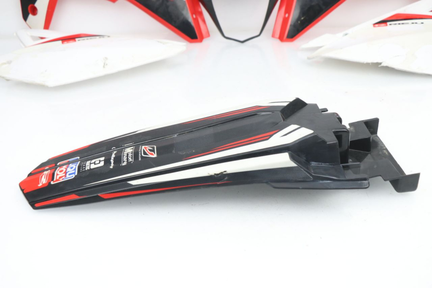 photo de KOMPLETTE VERKLEIDUNG RIEJU MRT 50 (2018 - 2021)