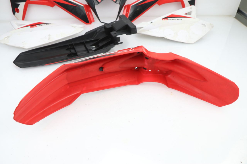 photo de KOMPLETTE VERKLEIDUNG RIEJU MRT 50 (2018 - 2021)