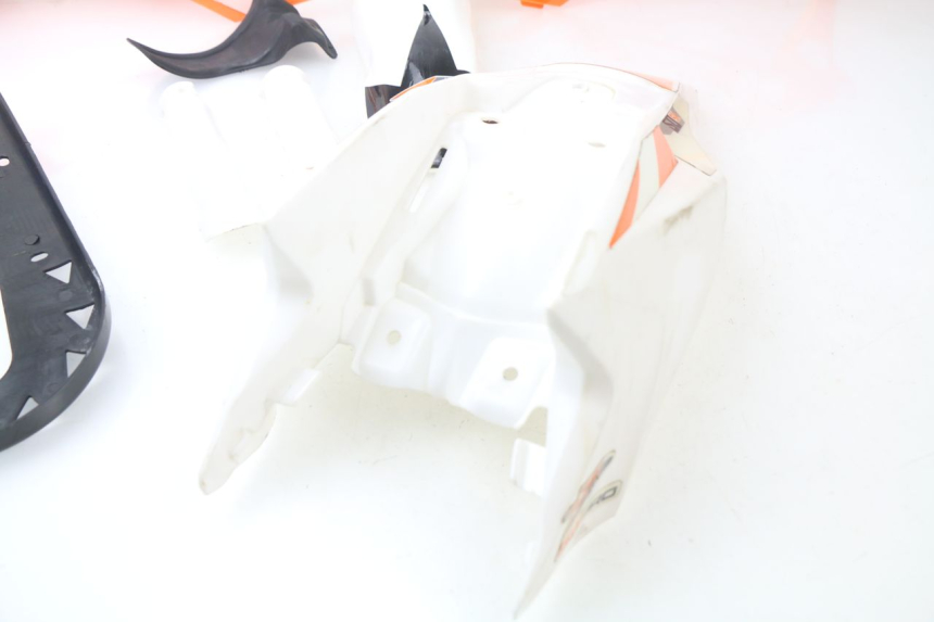 photo de KOMPLETTE VERKLEIDUNG POCKET BIKE KXD 50