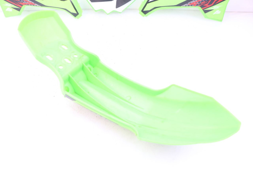 photo de VOLLVERKLEIDUNG KAROSSERIE APOLLO RFZ 150