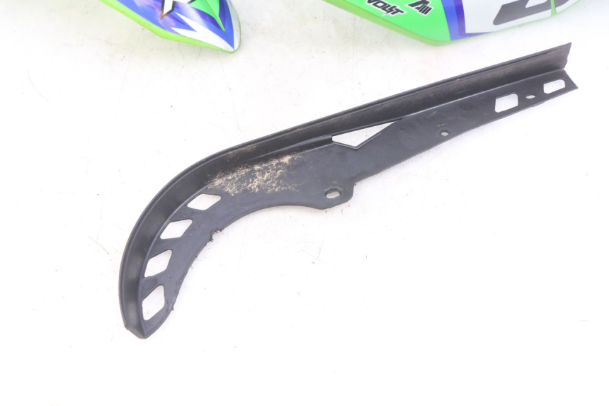 photo de VOLLVERKLEIDUNG KAROSSERIE APOLLO RFZ 125