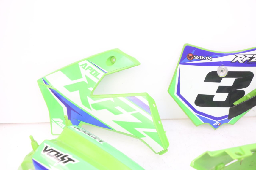 photo de VOLLVERKLEIDUNG KAROSSERIE APOLLO RFZ 125