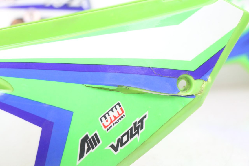 photo de VOLLVERKLEIDUNG KAROSSERIE APOLLO RFZ 125