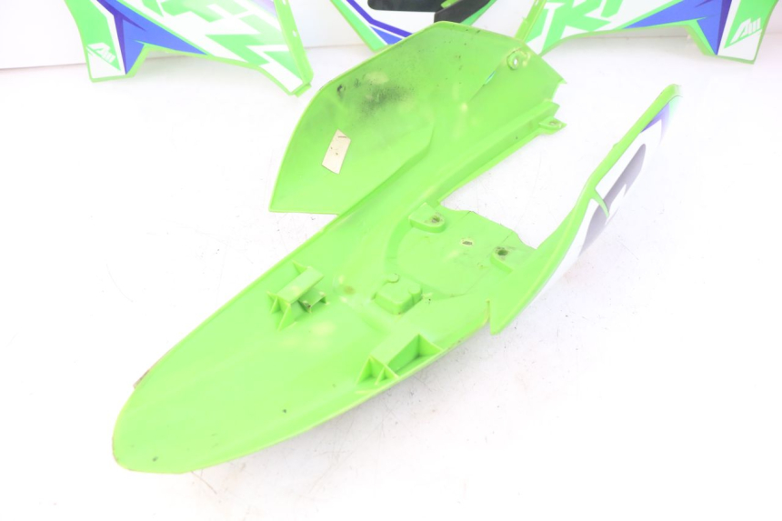 photo de VOLLVERKLEIDUNG KAROSSERIE APOLLO RFZ 125