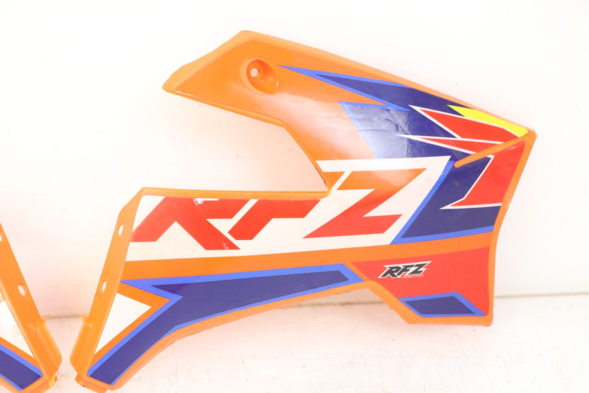 photo de VOLLVERKLEIDUNG KAROSSERIE APOLLO RFZ 125