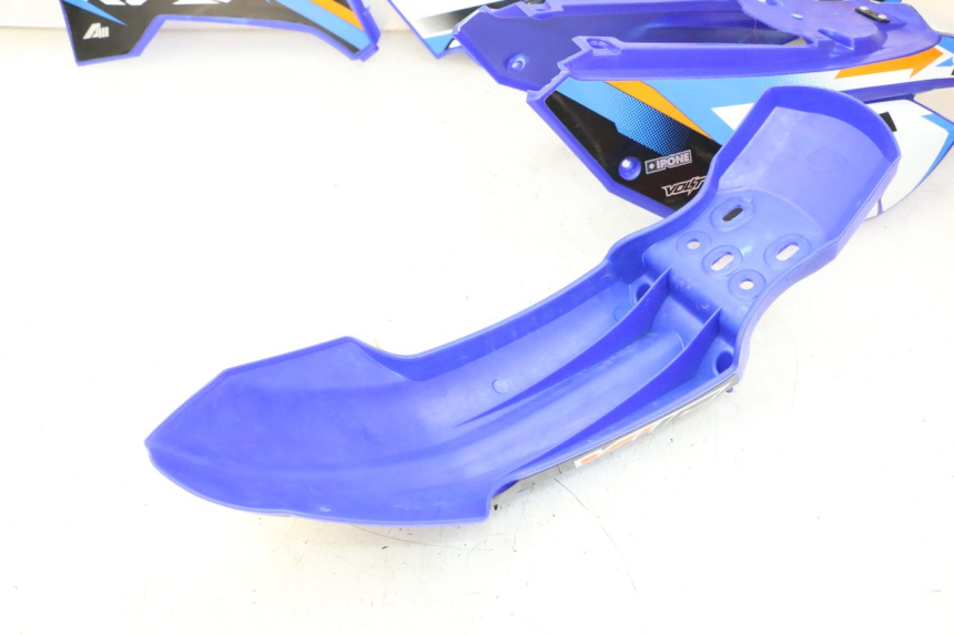 photo de VOLLVERKLEIDUNG KAROSSERIE APOLLO RFZ 125