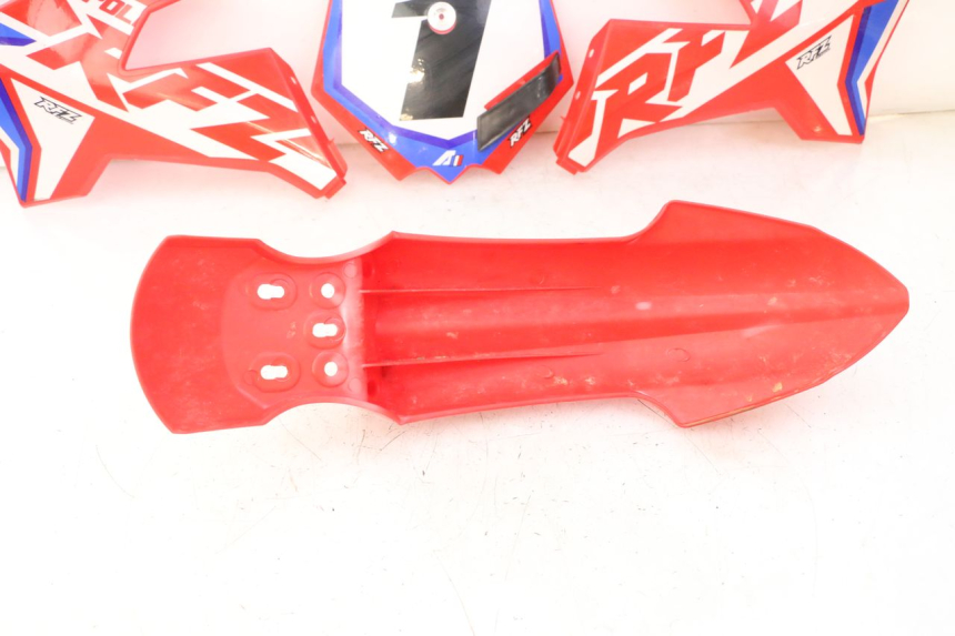 photo de VOLLVERKLEIDUNG KAROSSERIE APOLLO RFZ 125