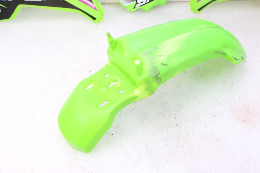 photo de VOLLVERKLEIDUNG KAROSSERIE APOLLO RFZ 125